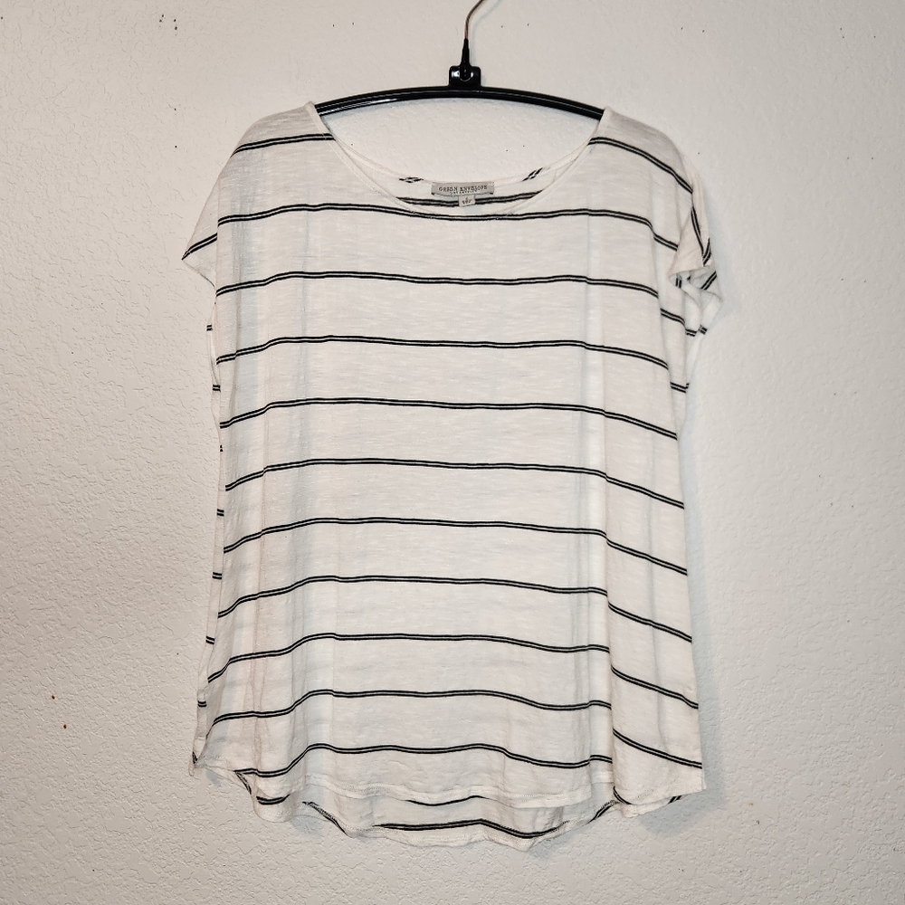 Green‎ Envelope Black and White Striped Tee, Size L